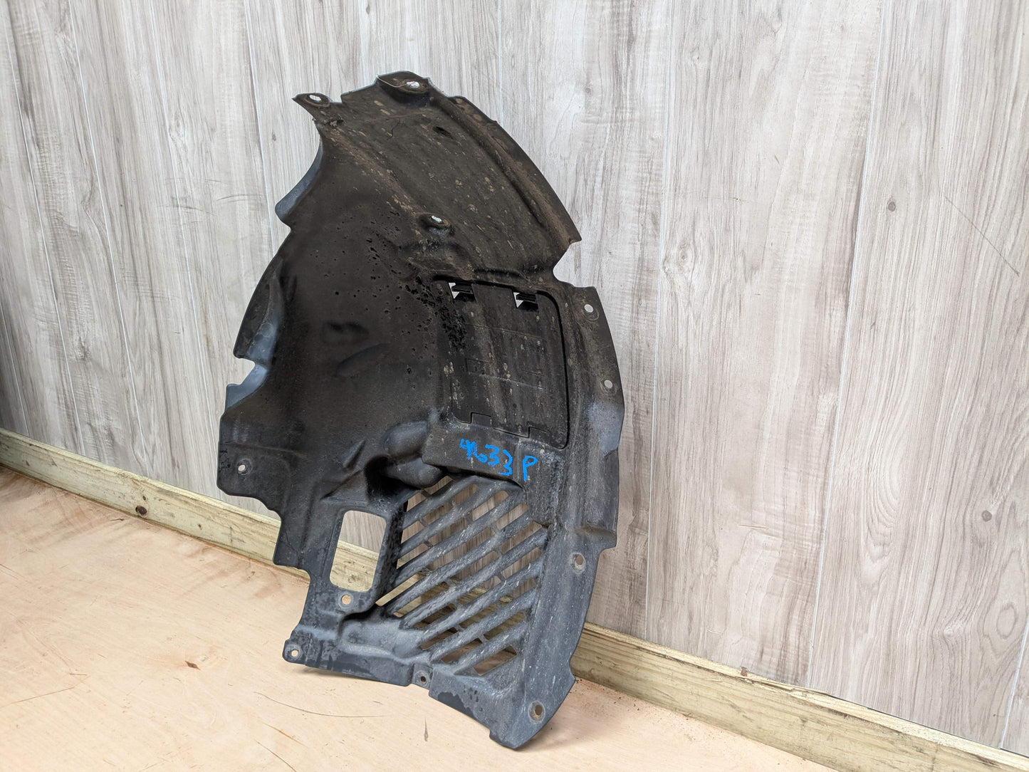 OEM BMW F32 F33 F36 Right Passenger Fender Liner Wheel Splash Shield Frontward