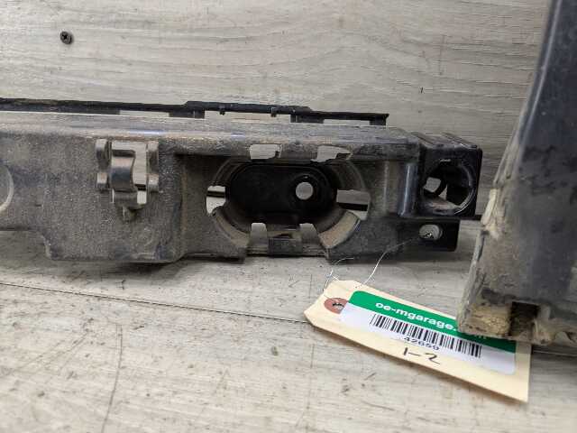 18-21 BMW G01 F97 X3 Rear Bumper Left Driver Side Guide Brackets Mounts Supports