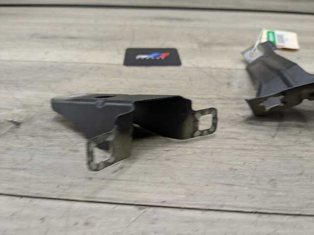 12-20 OEM BMW F30 F32 F33 F36 Front Left Driver Fender Wing Holder Bracket SET