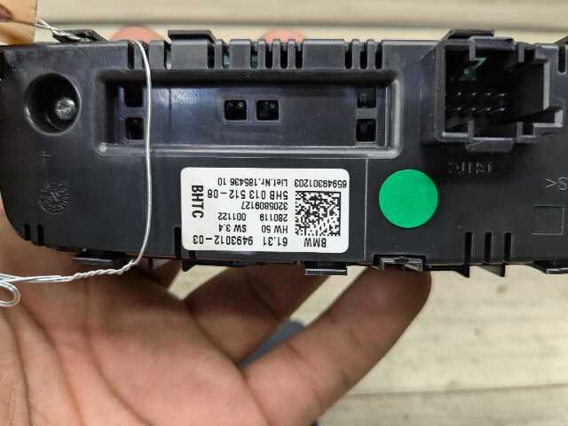 OEM BMW G20 G22 G23 G26 G80 G82 G83 Rear AC Air Climate Control Switch Module