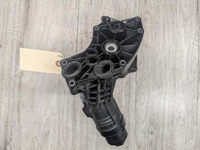 16-21 OEM F22 F23 F30 F32 F33 F36 G01 G12 G30 340 440 540 Oil Filter Housing B58