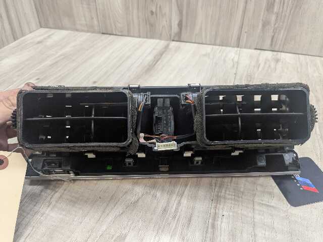 07-14 OEM BMW E70 E71 X5 X6 X5M X6M Center Middle AC Air Dash Grille Vent