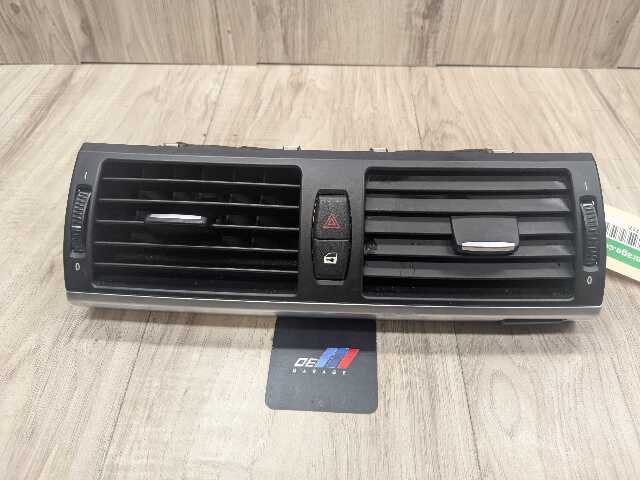 07-14 OEM BMW E70 E71 X5 X6 X5M X6M Center Middle AC Air Dash Grille Vent