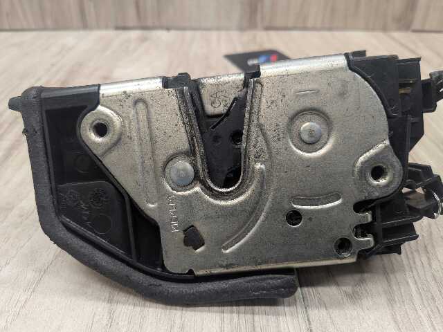 BMW E82 E90 E92 F22 F30 F32 E60 F10 M3 X5 Front LEFT Door Lock Latch Actuator