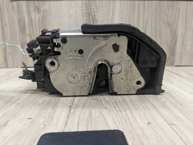 BMW E82 E90 E92 F22 F30 F32 E60 F10 M3 X5 Front LEFT Door Lock Latch Actuator