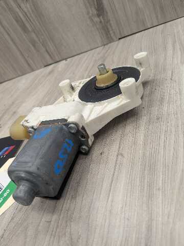 07-16 OEM BMW E89 E92 E93 328 335 M3 Left Driver Door Window Regulator Motor