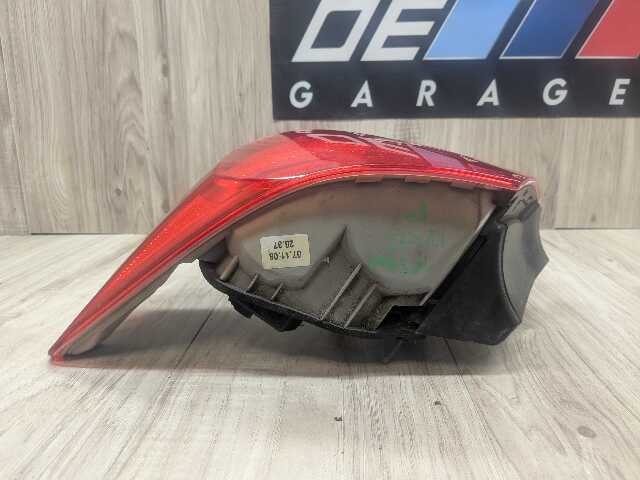 07-10 OEM BMW E92 328 335 M3 Coupe Rear Right Passenger Side Outer Tail Light