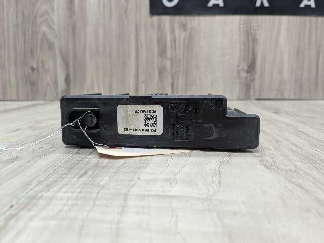 16-19 OEM BMW F39 F48 X1 X2 Integrated Power Supply Control Module B46