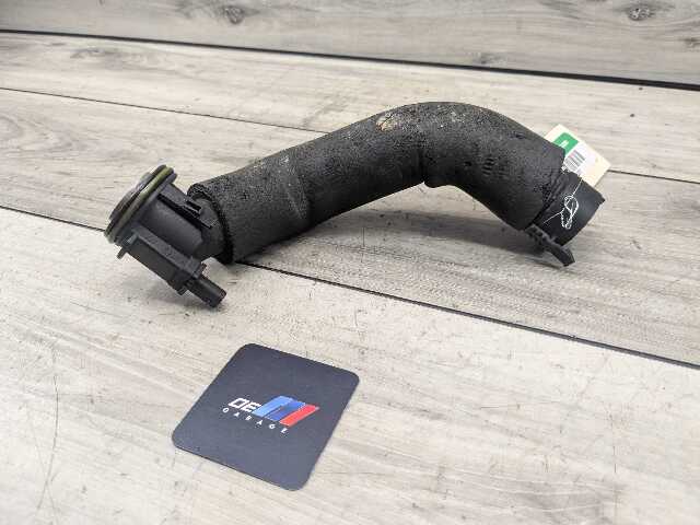 OEM BMW F30 F32 F33 F10 F25 F15 N20 N26 Engine Breather Vent Pipe Hose Tube