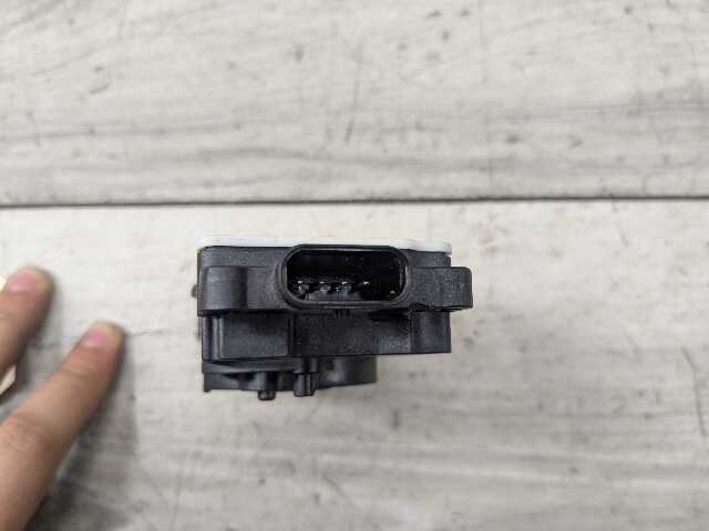 OEM BMW G05 G07 G20 330 M340 X5 Grille Air Flap Intake Shutter Motor Actuator