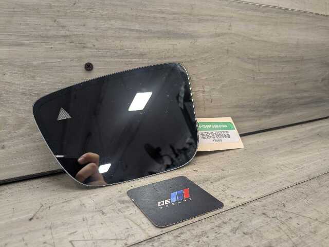 OEM BMW G20 G22 G23 G26 G42 G80 G82 M3 M4 Left Driver Heated Side Mirror Glass