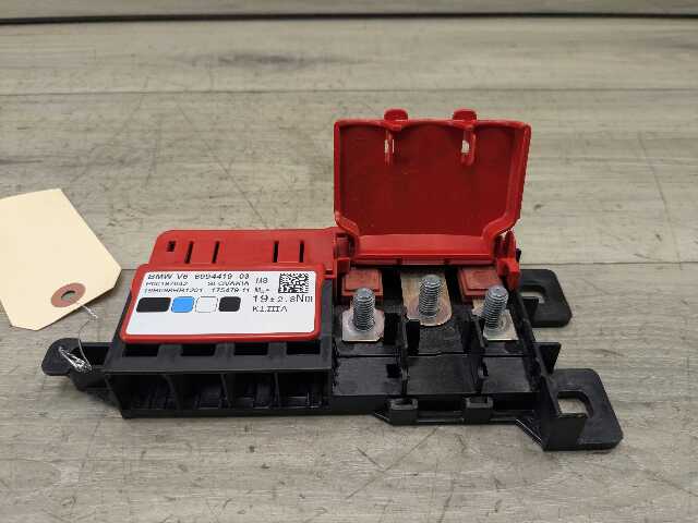OEM BMW G20 G22 G23 G26 G80 G82 B+ Positive Battery Junction Terminal Fuse Box