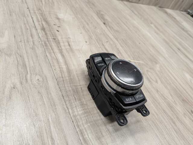OEM BMW F10 F15 F30 F32 F80 F82 M3 M4 iDrive Navigation Controller Knob NBT NAV