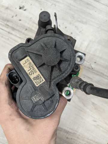 16-24 OEM BMW F39 F44 F48 X1 X2 28 228 FRONT Left Driver Brake Caliper