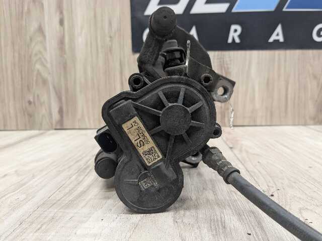 16-24 OEM BMW F39 F44 F48 X1 X2 28 228 FRONT Left Driver Brake Caliper