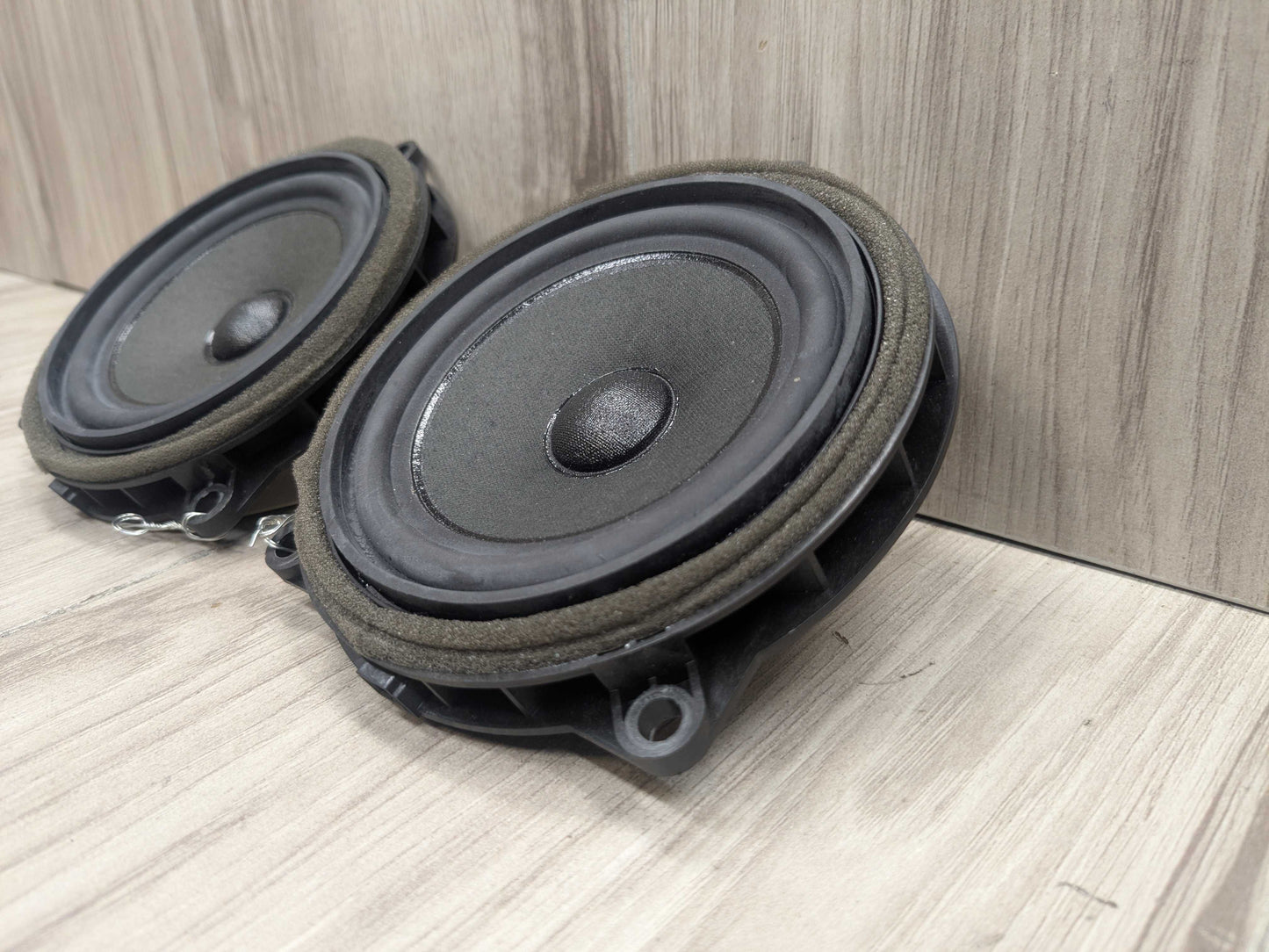 16-23 OEM BMW I01 F39 F48 X1 X2 i3 Top Hifi MID Range Loud Speaker PAIR