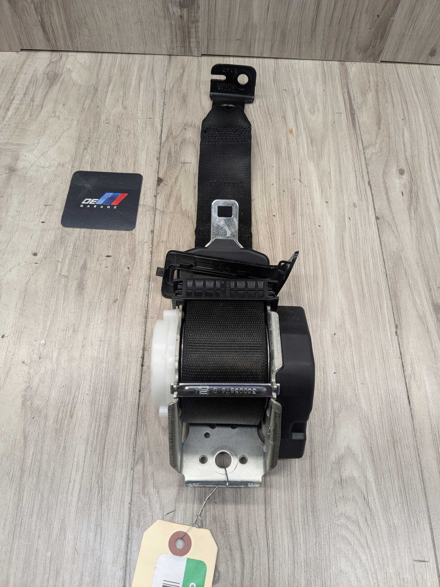 16-22 OEM BMW F48 X1 Rear Left Driver Side Seatbelt Seat Belt Retractor Black