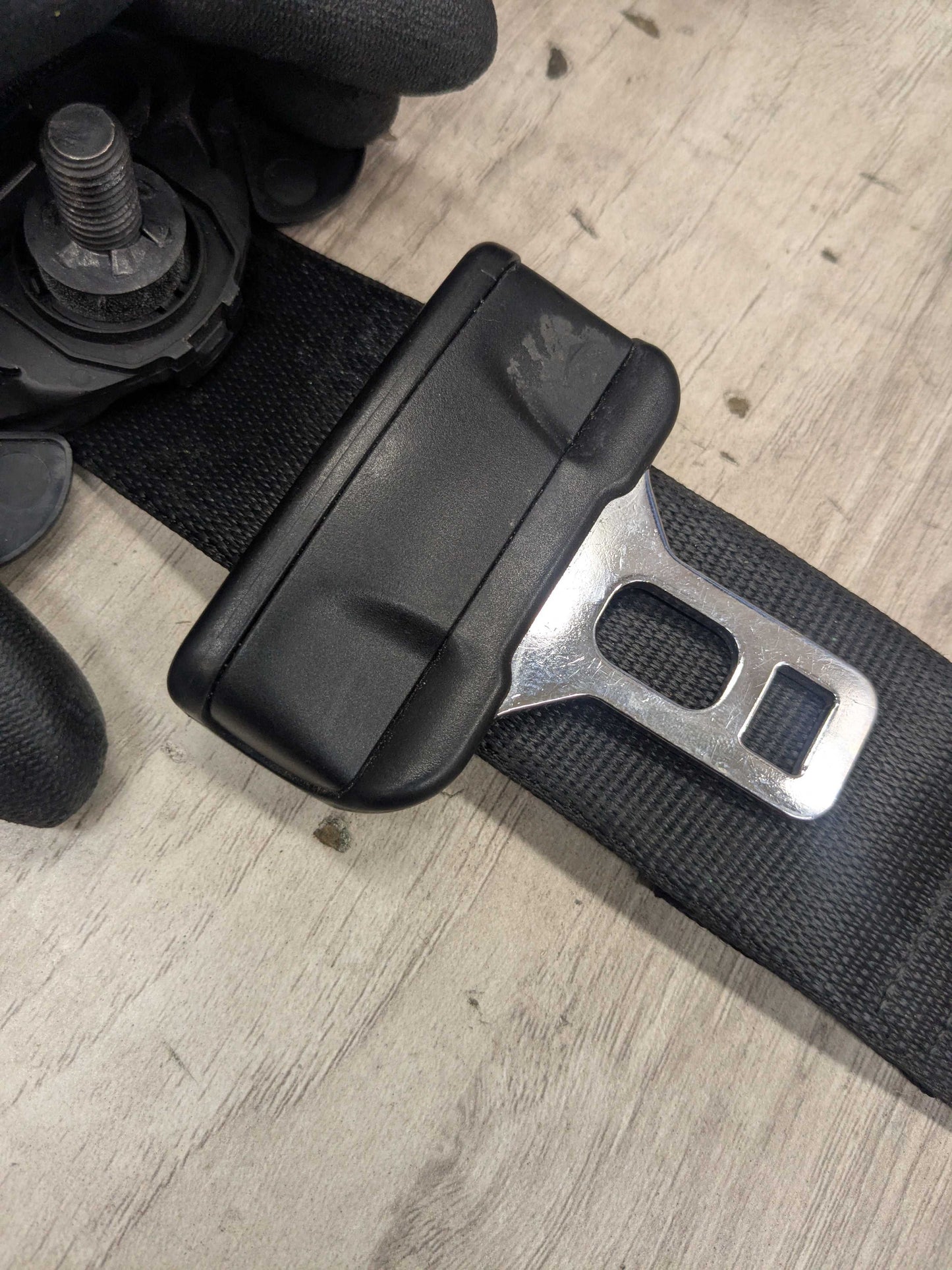 OEM BMW F39 F48 X1 X2 Front Left Driver Side Seatbelt Seat Belt Retractor Black