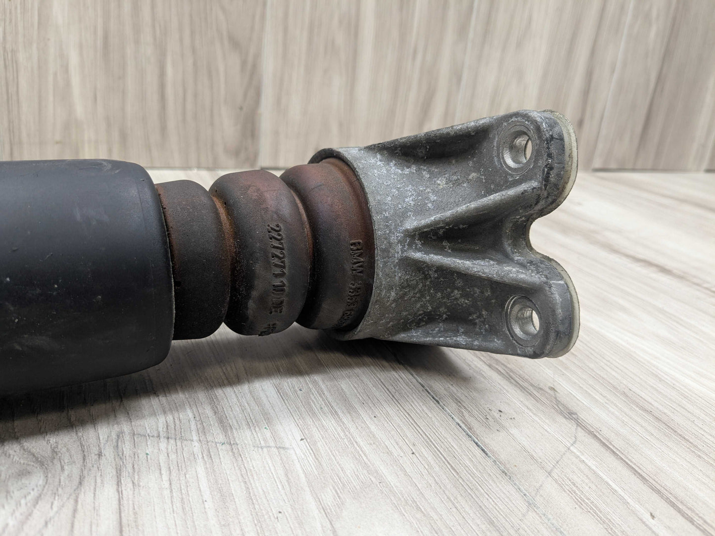 16-22 OEM BMW F48 X1 28i 28iX REAR Left or Right Side Strut Shock Absorber