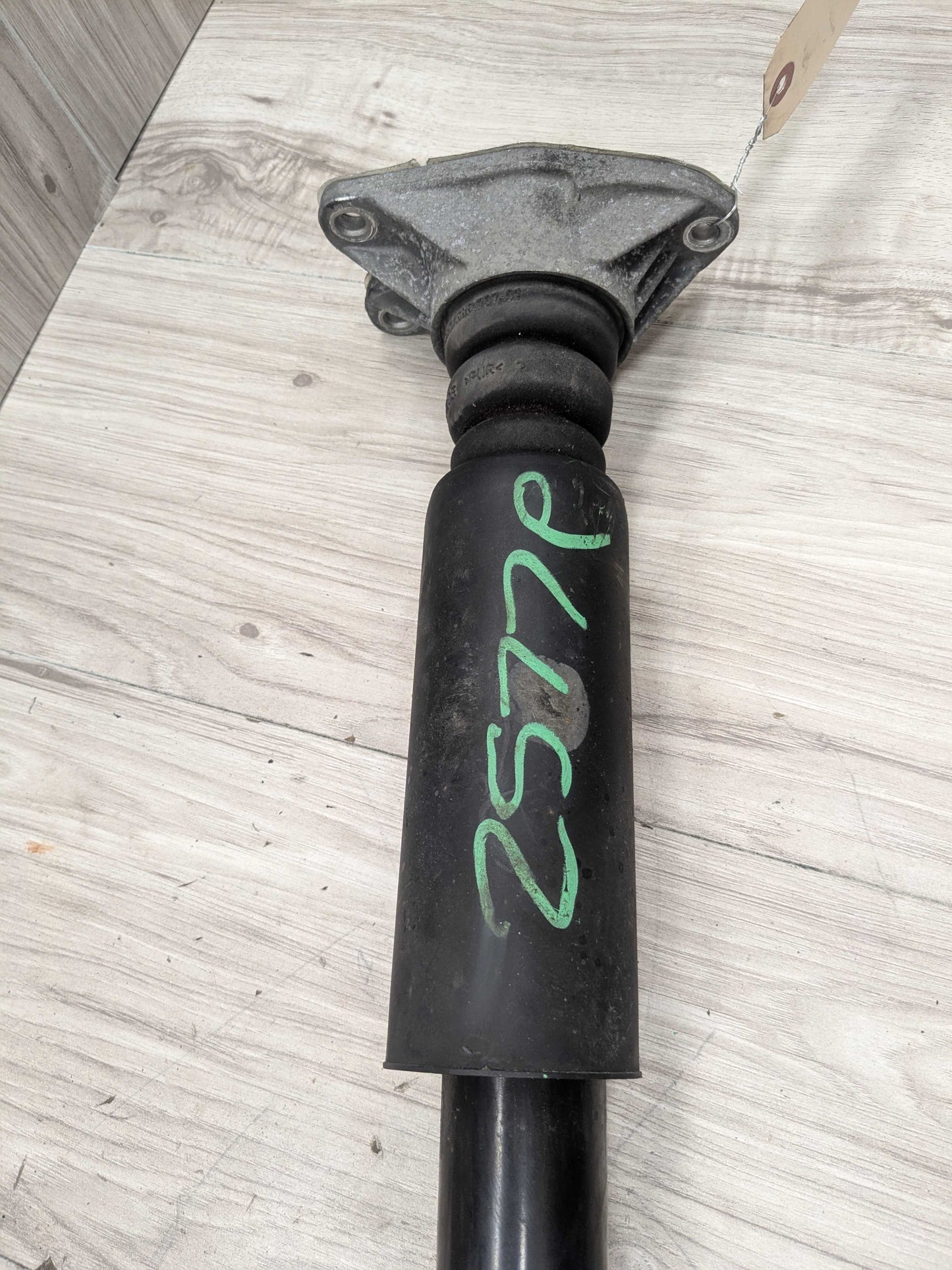16-22 OEM BMW F48 X1 28i 28iX REAR Left or Right Side Strut Shock Absorber
