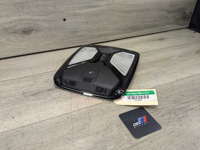 OEM BMW F90 F97 G01 G05 G20 G30 330 X3 Front Roof Console Dome Light SOS Switch
