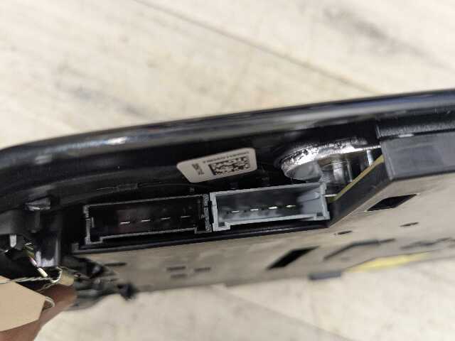 OEM BMW F90 F97 G01 G05 G20 G30 330 X3 Front Roof Console Dome Light SOS Switch