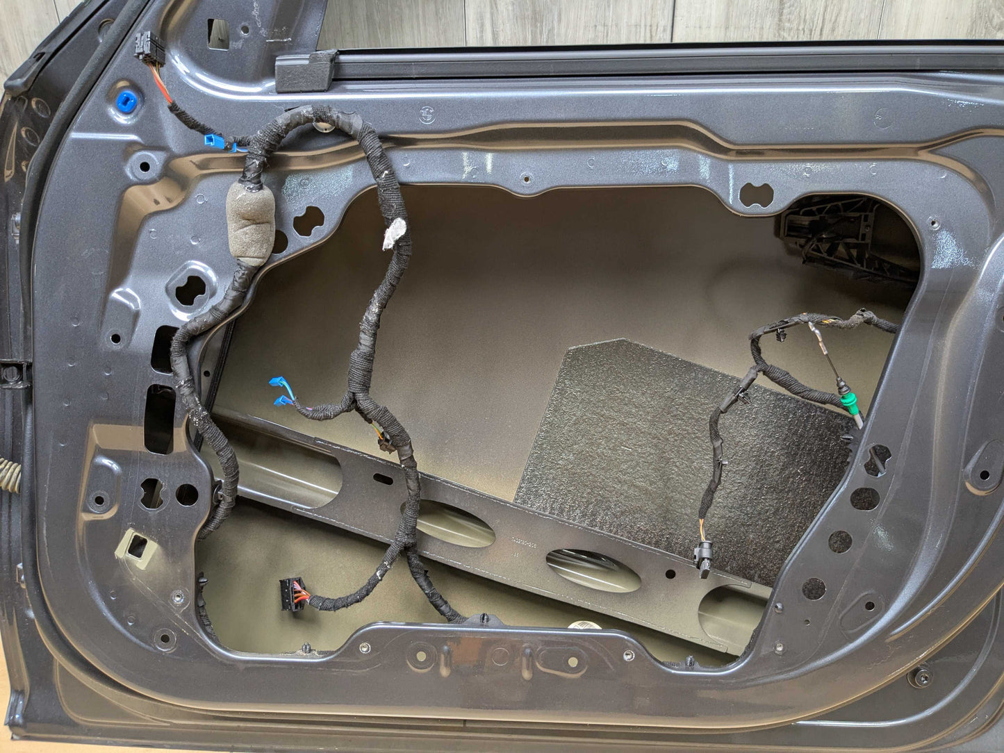 *19-25 OEM BMW G20 G80 330 M340 M3 FRONT Right Passenger Door Shell Panel Gray