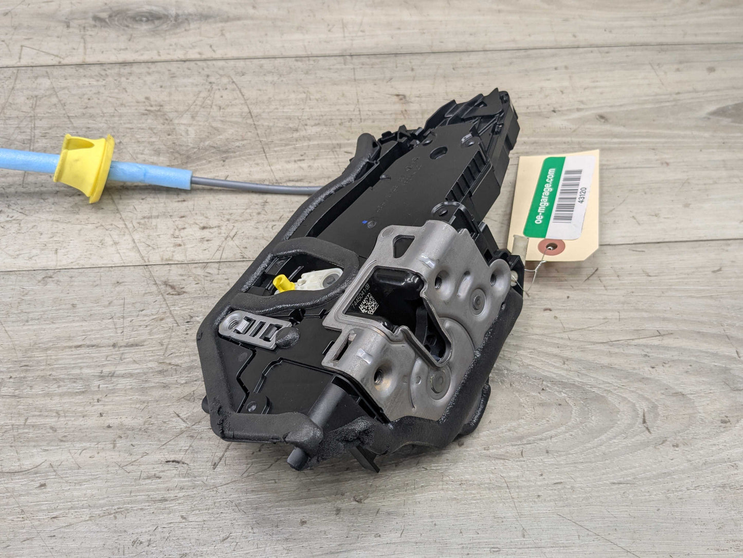 OEM BMW U11 G20 G26 G42 G80 G87 M2 M3 Front Left Driver Door Lock Latch Actuator