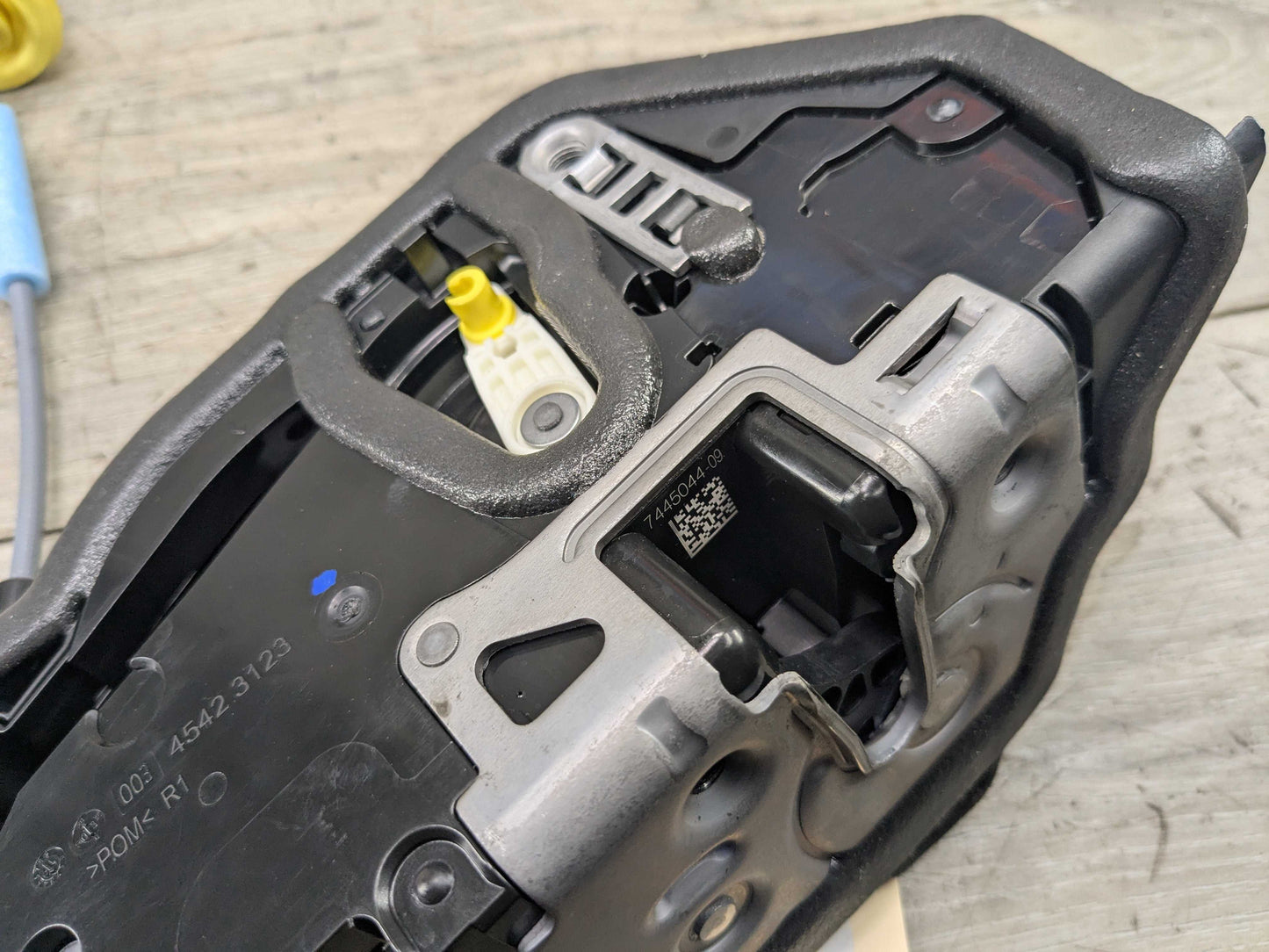 OEM BMW G20 G26 G42 G80 G87 M2 M3 Front Right Passenger Door Lock Latch Actuator