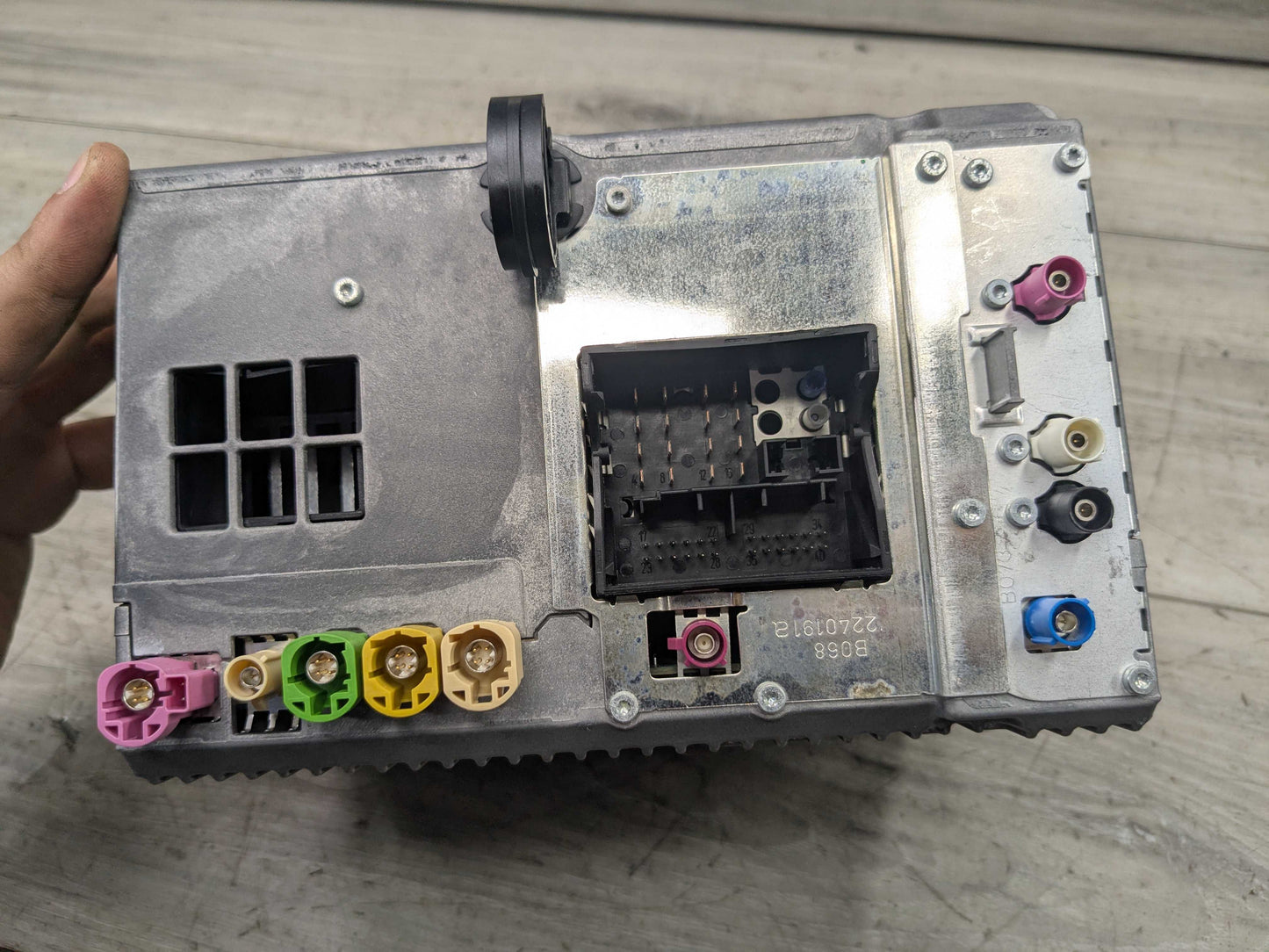 OEM BMW F10 F15 F22 F30 F32 F80 F82 X5 M3 M4 HARMAN Headunit NBT HU Radio HW 3.1