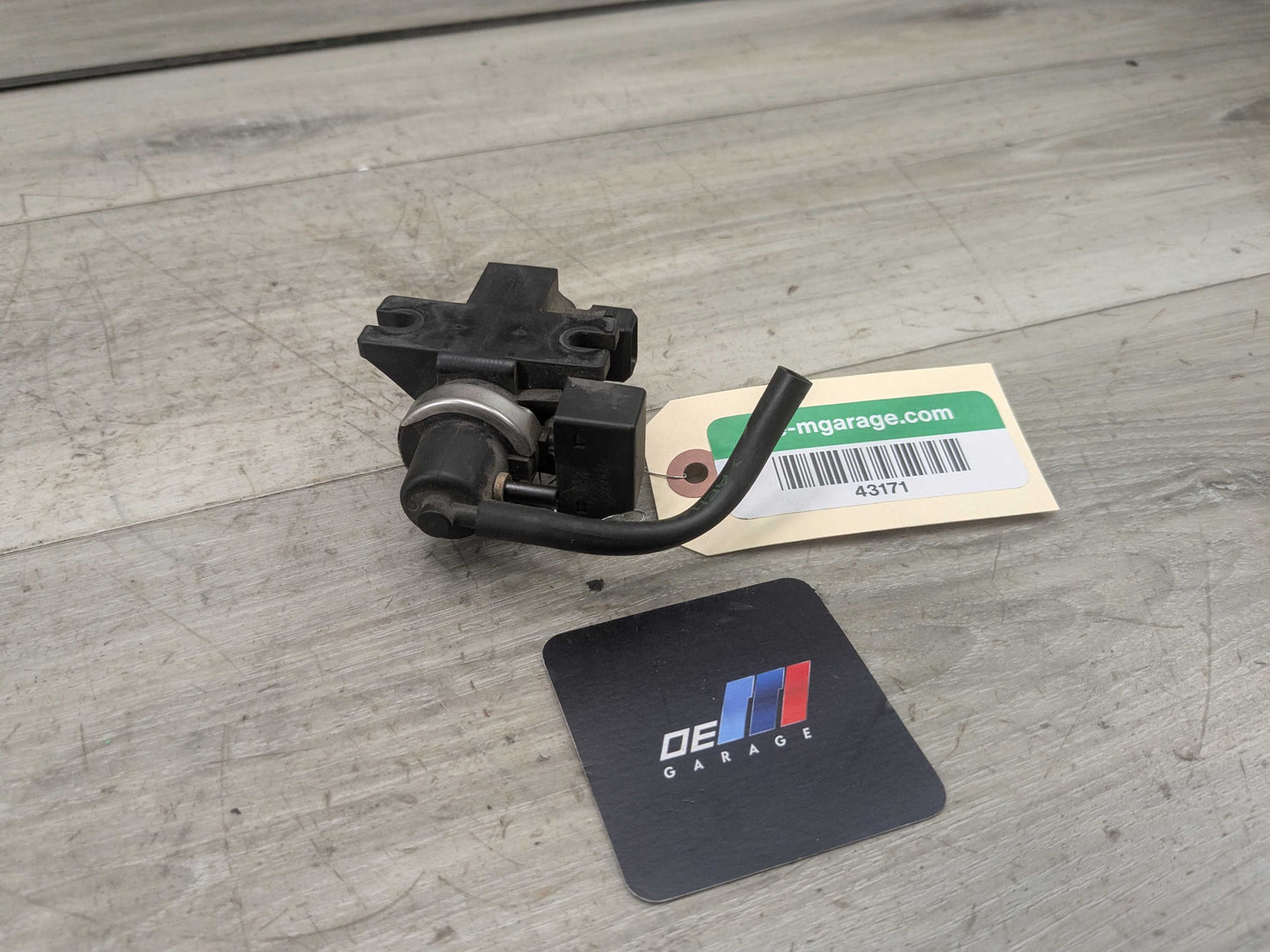 OEM BMW E82 E90 E92 F10 F30 Turbo Charger Air Pressure Boost Solenoid Valve