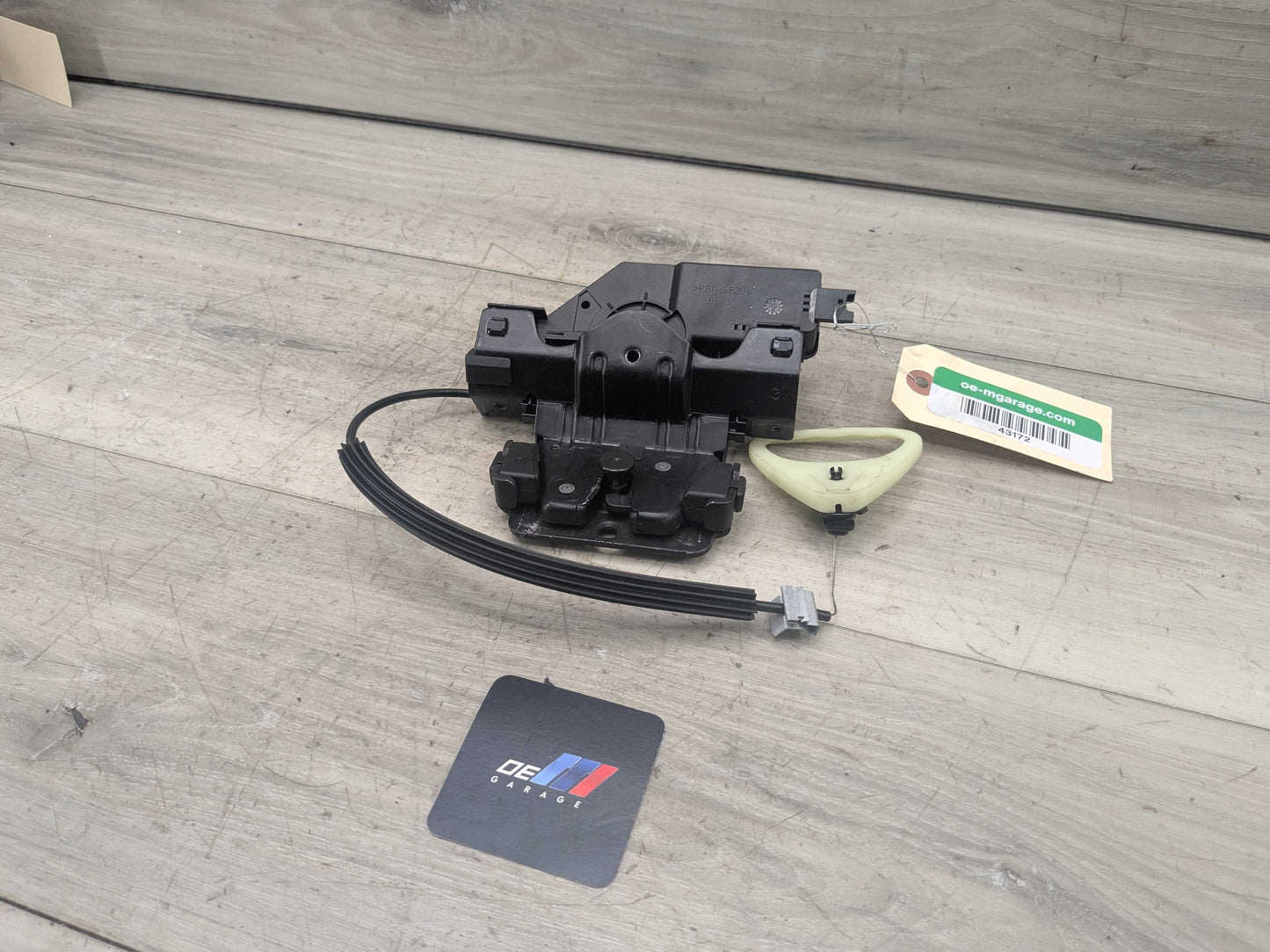 OEM BMW E82 E88 E90 E92 E93 Rear Trunk Lid Latch Lock Opener Actuator w/ Cable