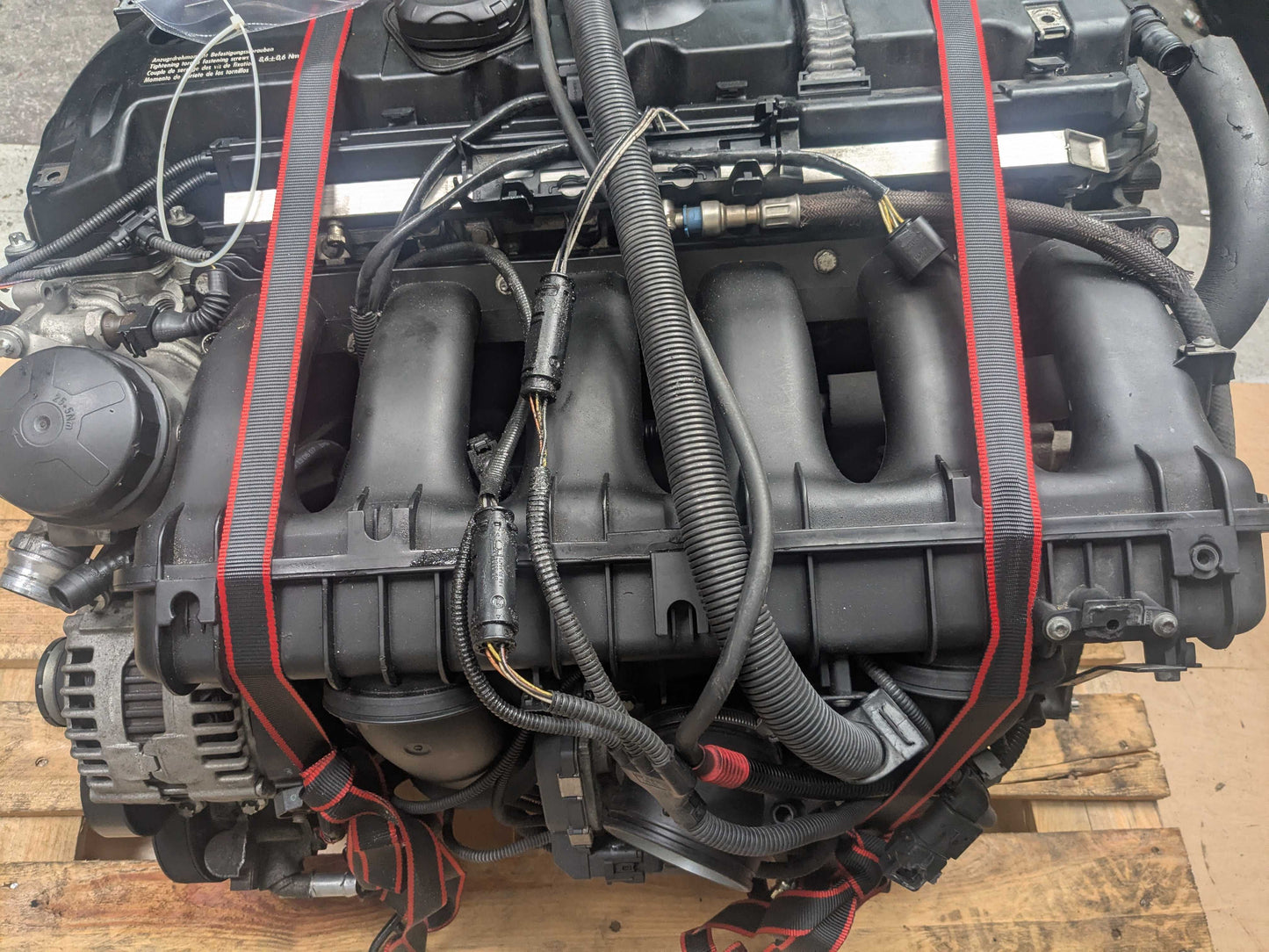 OEM BMW E88 E90 E92 E93 N52 COMPLETE ENGINE MOTOR RWD 121k Ran! Video!