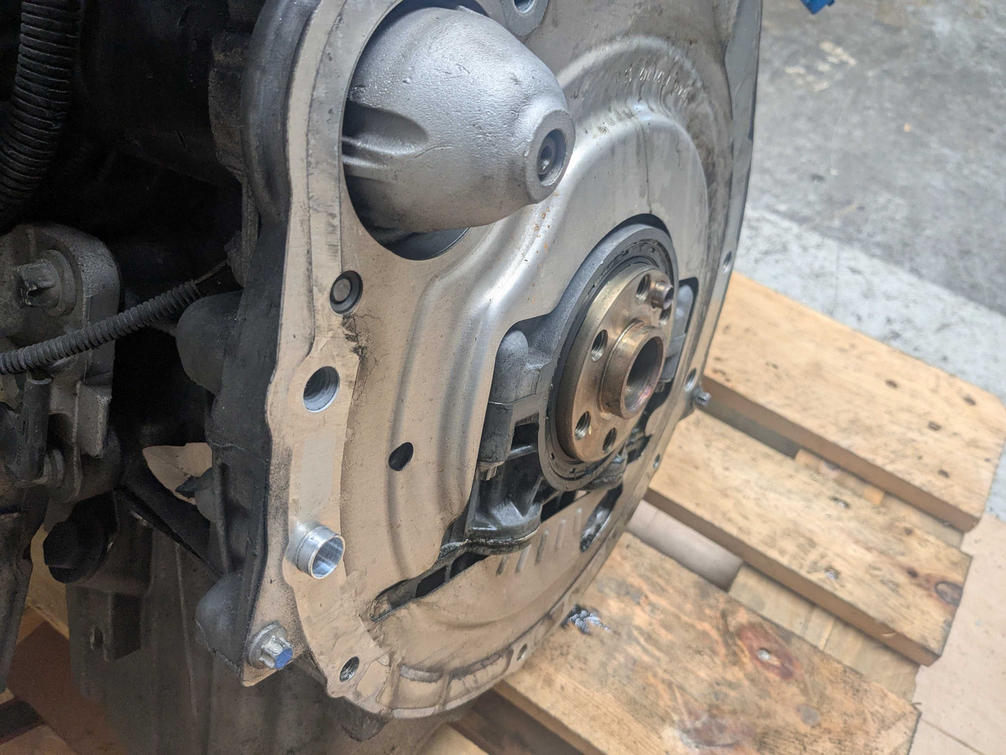 OEM BMW E88 E90 E92 E93 N52 COMPLETE ENGINE MOTOR RWD 121k Ran! Video!