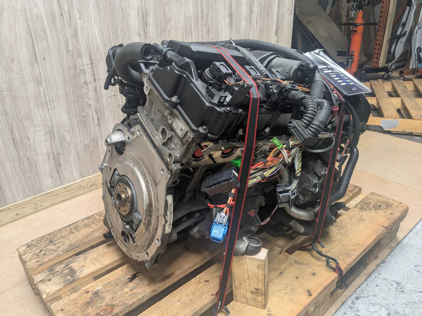 OEM BMW E88 E90 E92 E93 N52 COMPLETE ENGINE MOTOR RWD 121k Ran! Video!