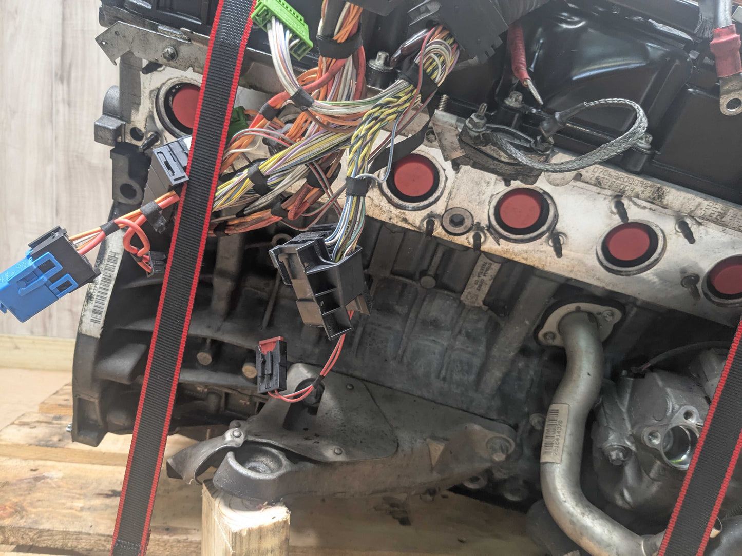 OEM BMW E88 E90 E92 E93 N52 COMPLETE ENGINE MOTOR RWD 121k Ran! Video!