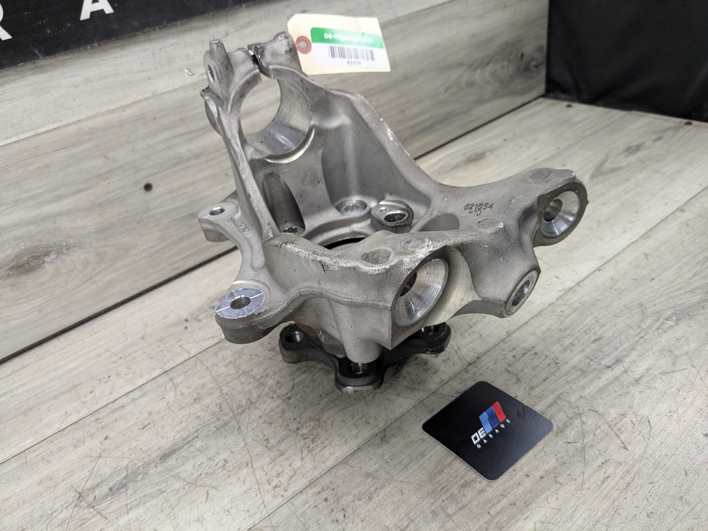 OEM BMW G20 G22 G23 330 M340 FRONT Left Driver Hub Spindle Knuckle Bearing RWD