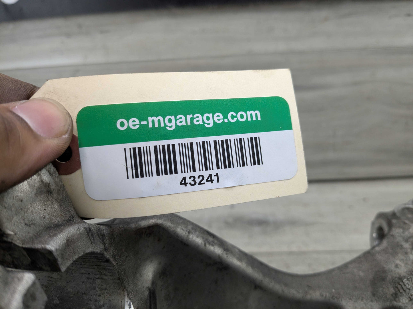 OEM BMW G20 G22 G23 330 M340 FRONT Left Driver Hub Spindle Knuckle Bearing RWD