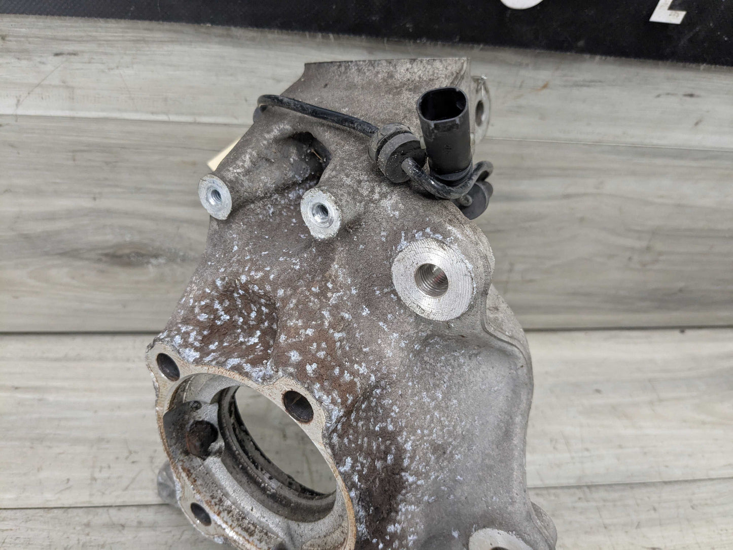 OEM BMW F22 F23 F30 F32 F33 AWD Front Left Driver Spindle Hub Carrier Knuckle
