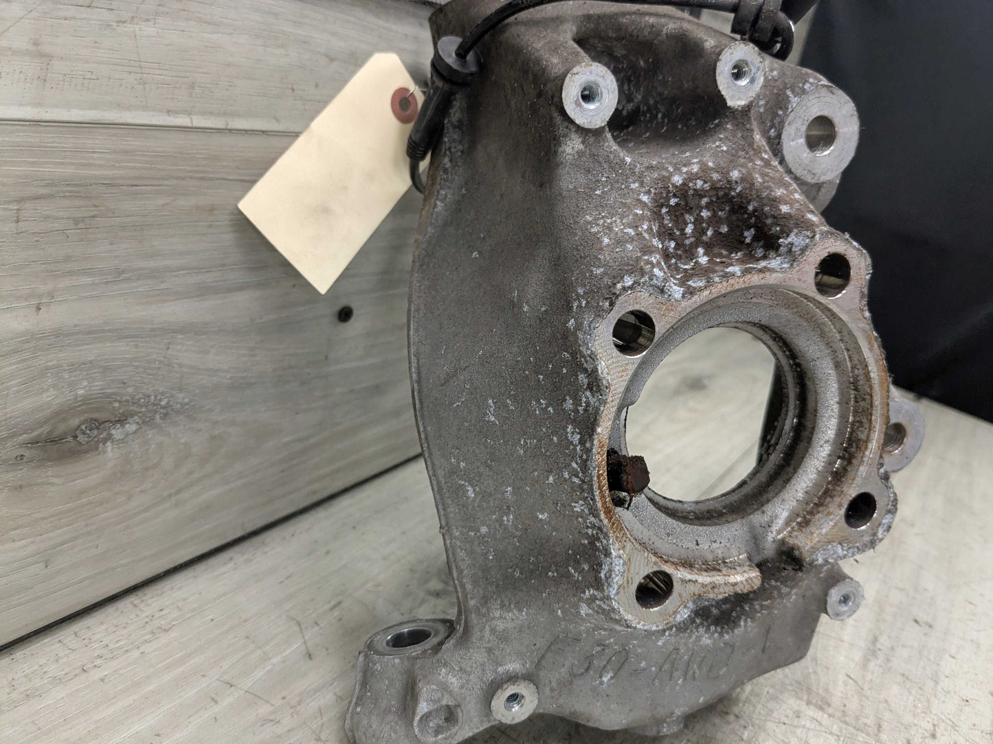 OEM BMW F22 F23 F30 F32 F33 AWD Front Left Driver Spindle Hub Carrier Knuckle