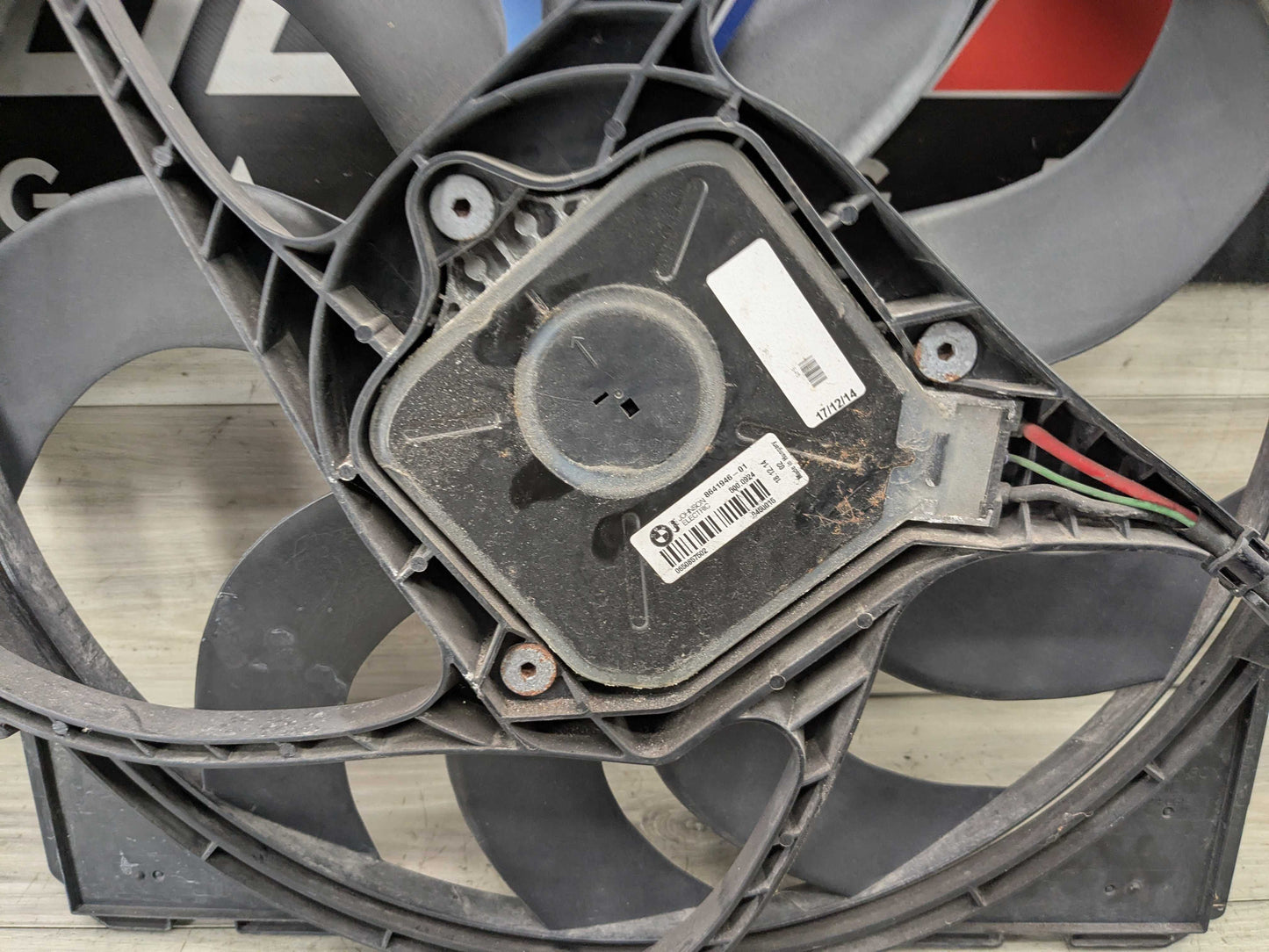 OEM BMW F22 F23 F30 228 320 428 N20 Electric Radiator Cooling Fan w/ Shroud 400W
