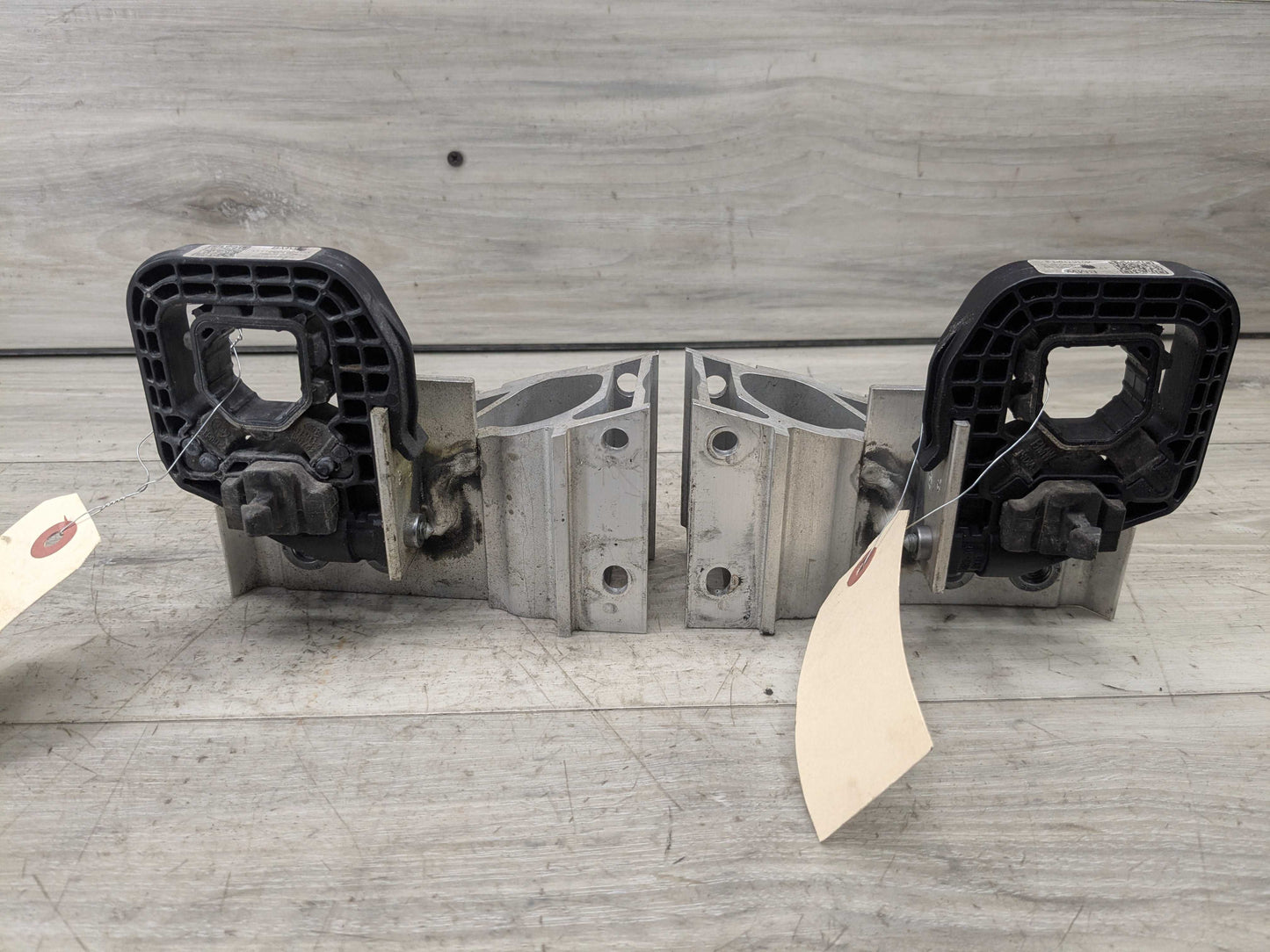 OEM BMW G20 G22 G23 330 M340 430 M440 Left Right Radiator Supports Brackets SET