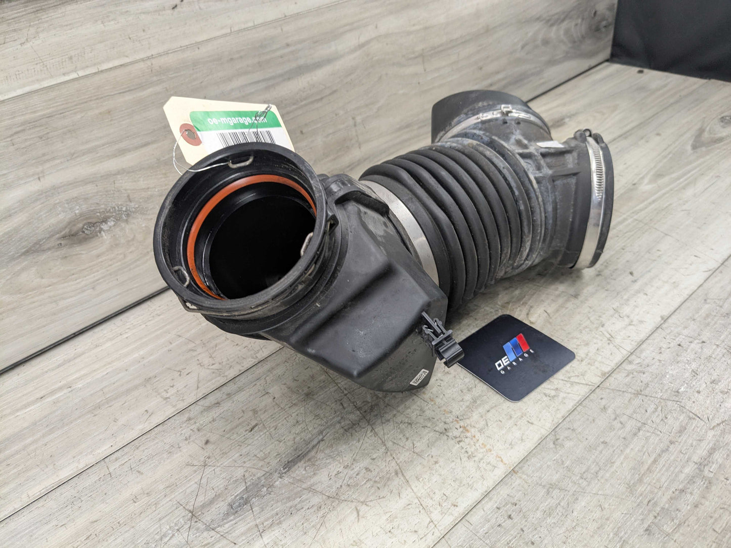 OEM BMW G20 G22 G23 G26 M340 M440 Engine B58 Filtered Air Intake Pipe Resonator