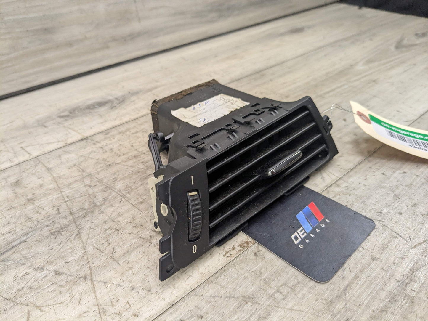 06-13 OEM BMW E90 E92 E93 335 328 M3 Left Driver Side Dashboard AC Air Vent