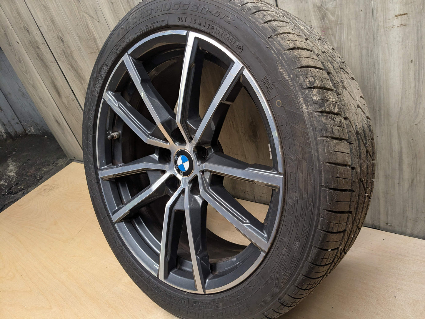*OEM BMW G20 G22 G23 G42 330 M340 FRONT Rim Wheel 18x7.5 ET25 V-spoke Style 780