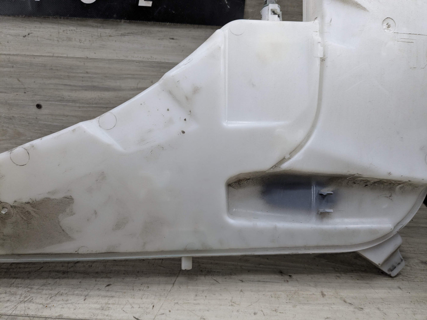 11-18 OEM BMW F25 F26 X3 X4 Windshield Wipe Washer Bottle Tank Reservoir