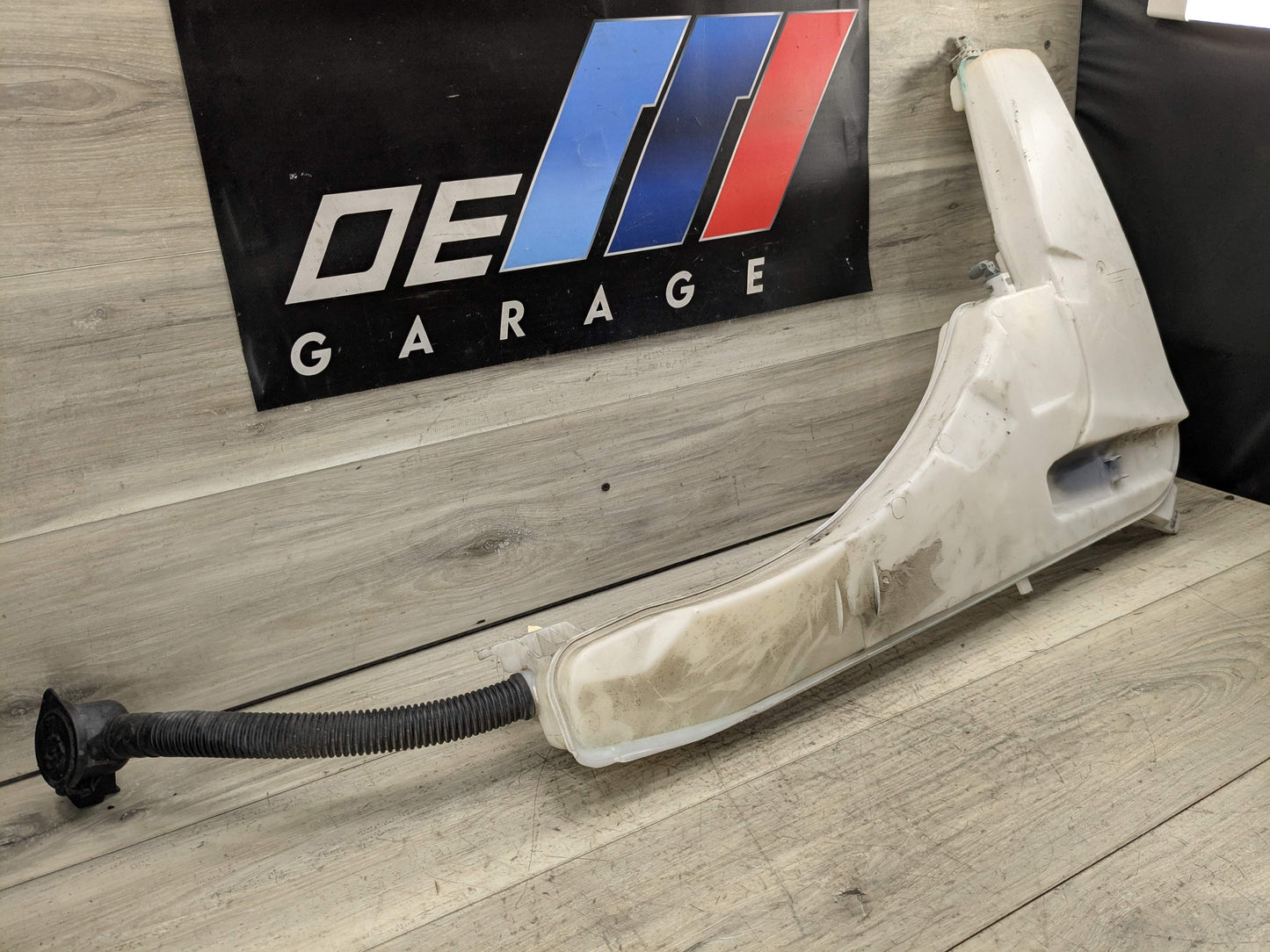 11-18 OEM BMW F25 F26 X3 X4 Windshield Wipe Washer Bottle Tank Reservoir