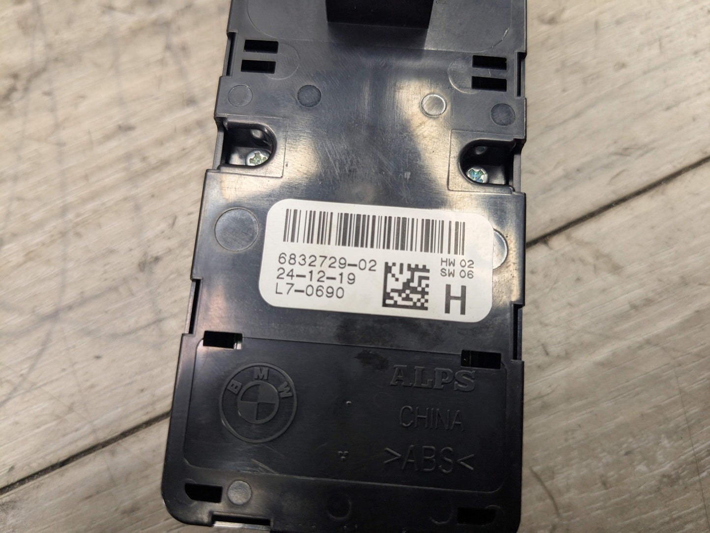 OEM BMW F90 F97 G01 G05 G20 G30 X3 Front Driver Main Master Power Window Switch
