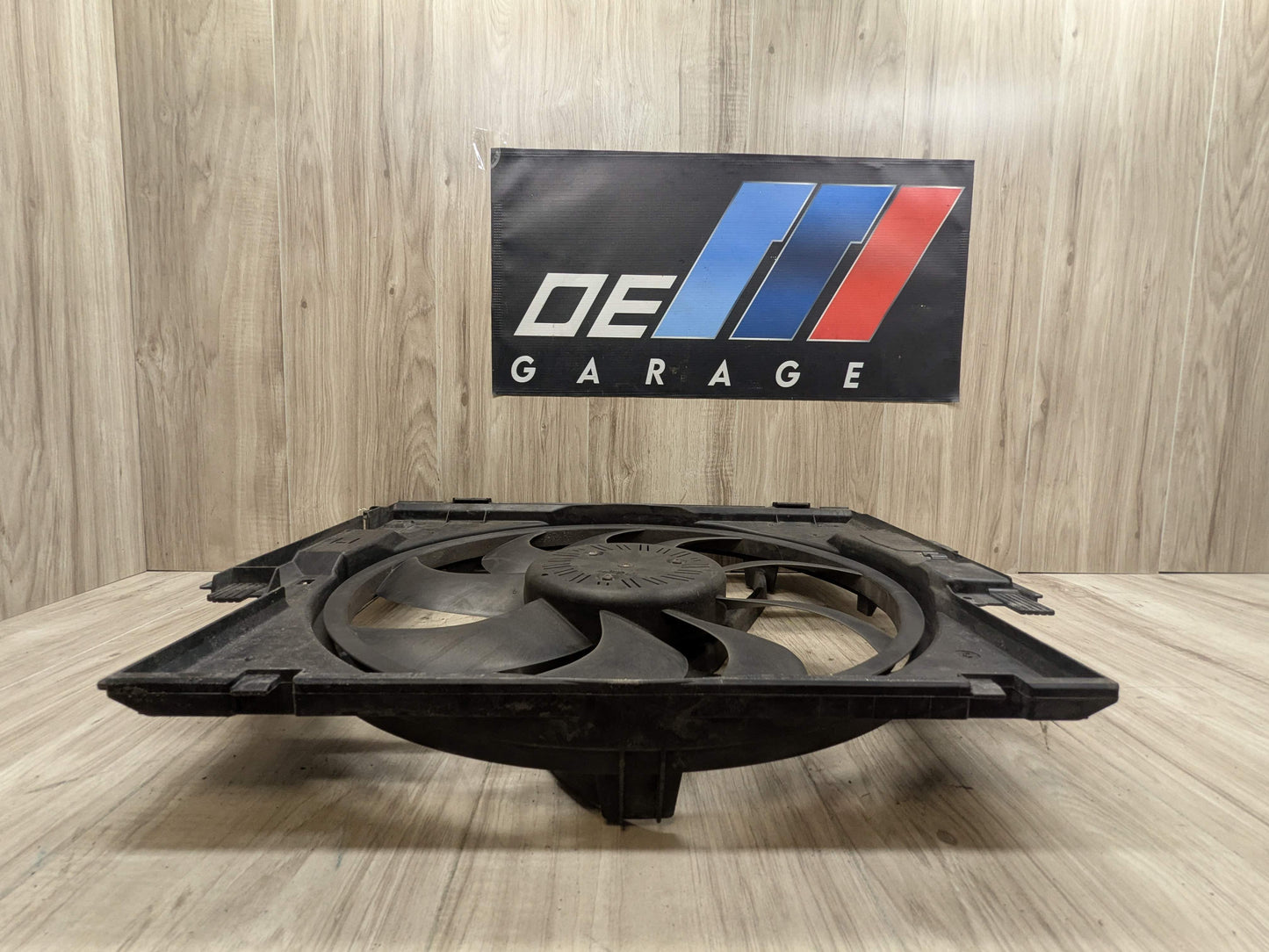 OEM BMW F22 F30 F32 F36 Engine N20 N26 N55 Radiator Cooling Auxiliary Fan 600W