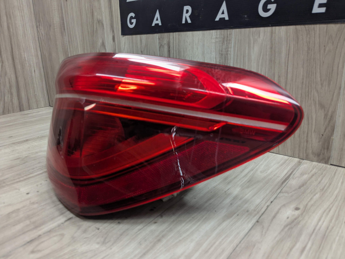 16-22 OEM BMW F48 X1 28 Rear Right Passenger Quarter Panel Outer Tail Light